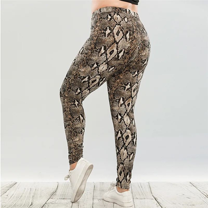

Женские изолированные Леггинсы со змеиным принтом, женские штаны для фитнеса, спортивные брюки с высокой талией и эффектом пуш-ап, укорочен...