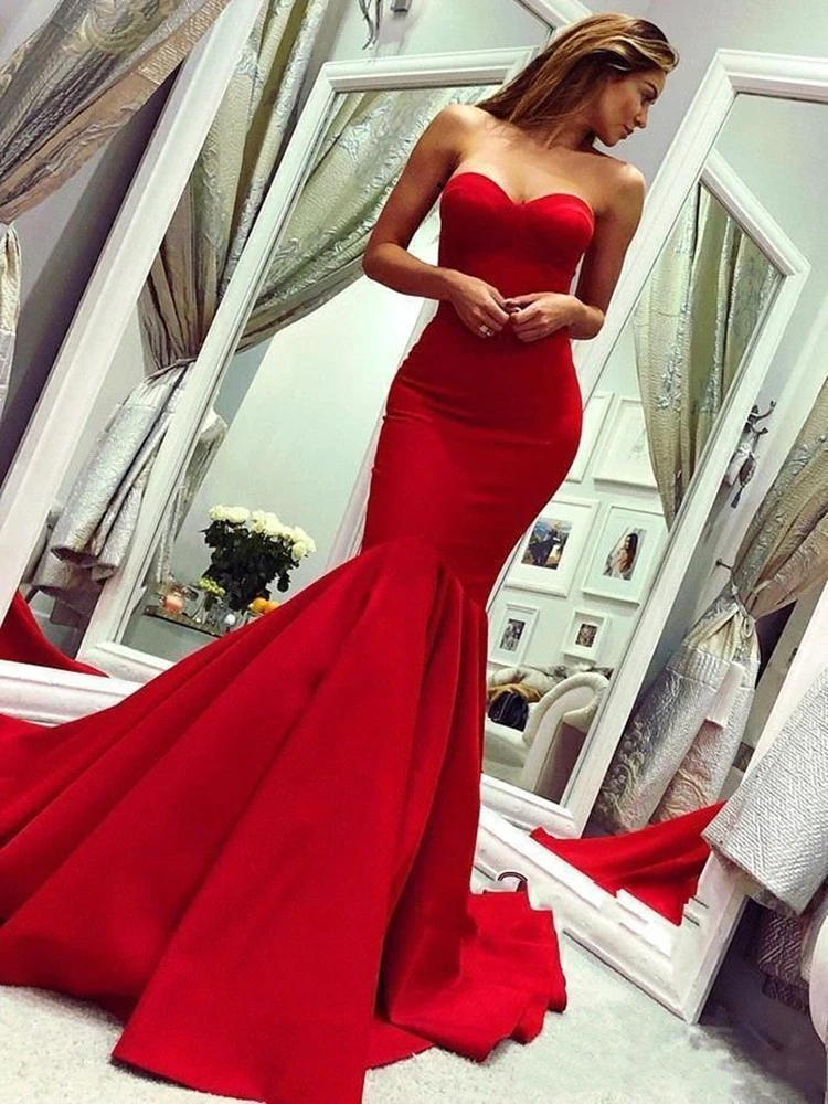

2022 Charming Red Strapless Evening Gowns Formals Wear Mermaid Long Backless Plus Size Prom Gowns Cheap Bridesmaid Dress