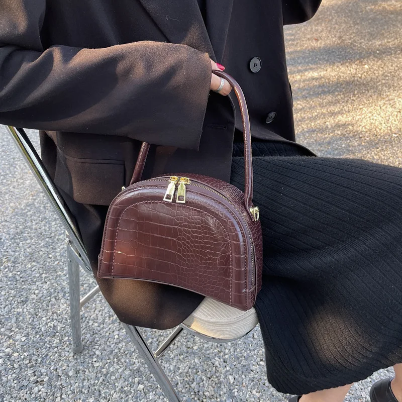 

Bag Women's Bag New Trend Fashion Single Shoulder Bag Texture Stone Grain Diagonal Cross Personalized Portable Saddle Bag