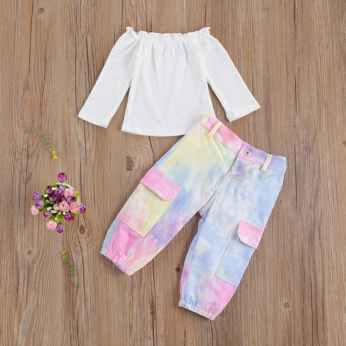 Футболка с открытыми плечами и камуфляжные штаны для девочек комплект из 2