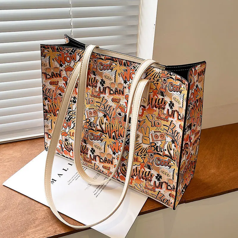 

Сумка граффити, женская сумка большой вместимости, сумка Shatote, новинка 2021, модная красная большая сумка из сетчатой ткани, модная нишевая сум...