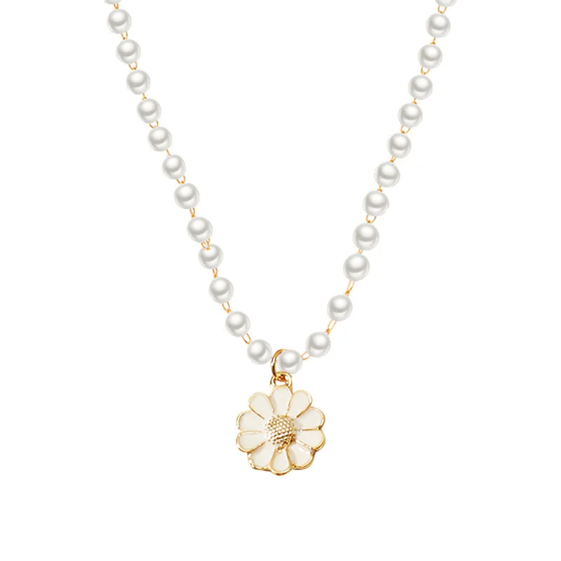 

Flower Floral Daisy Pendant Necklace Clavicle Chain Elegant Casual Party 2021 Trend Fashion Jewelry for Women Ladies Girls Gift