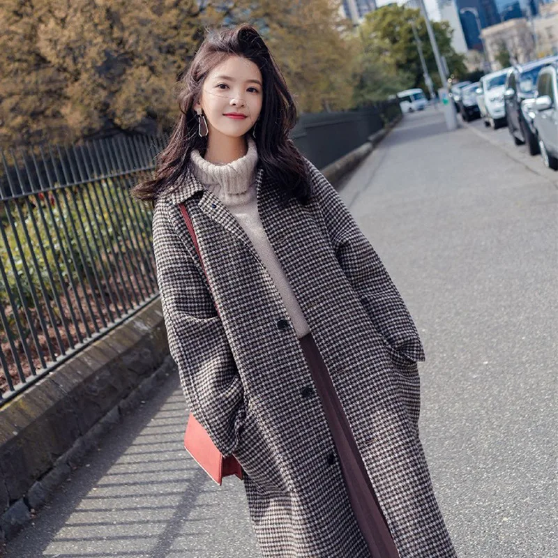

Fashion Plaid Coat Women's Autumn and Winter 2021 New Korean Version of The Long Section Popular Hepburn Style Woolen Coat Trend