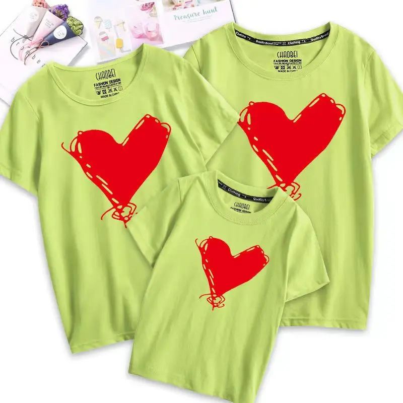 

Family T shirts Heart Printing Family Tees Clothes Cotton Family Look Boys Mom Mother Dad Clothes Family Summer Top