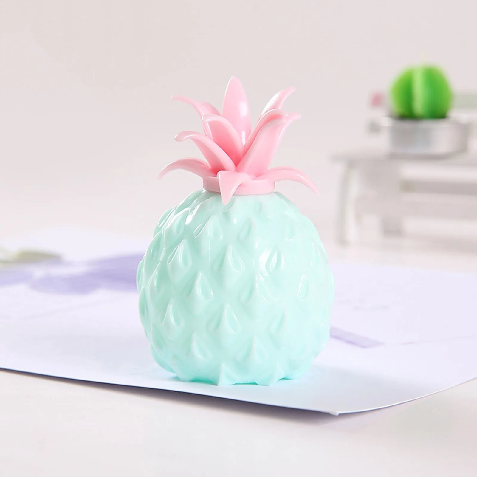 

2021 Fidget Toys Novel Simulation Pineapple Decompression Toy Office Pressure Release Toy 50ml Stress Relief Toys