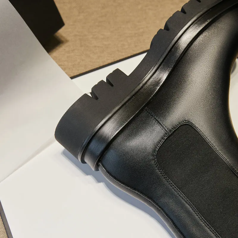 

Women Genuine Leather Ankle Boots platform Chelsea Boots Winter New thick High Heels Party Night Club Shoes Woman size 41 42 43