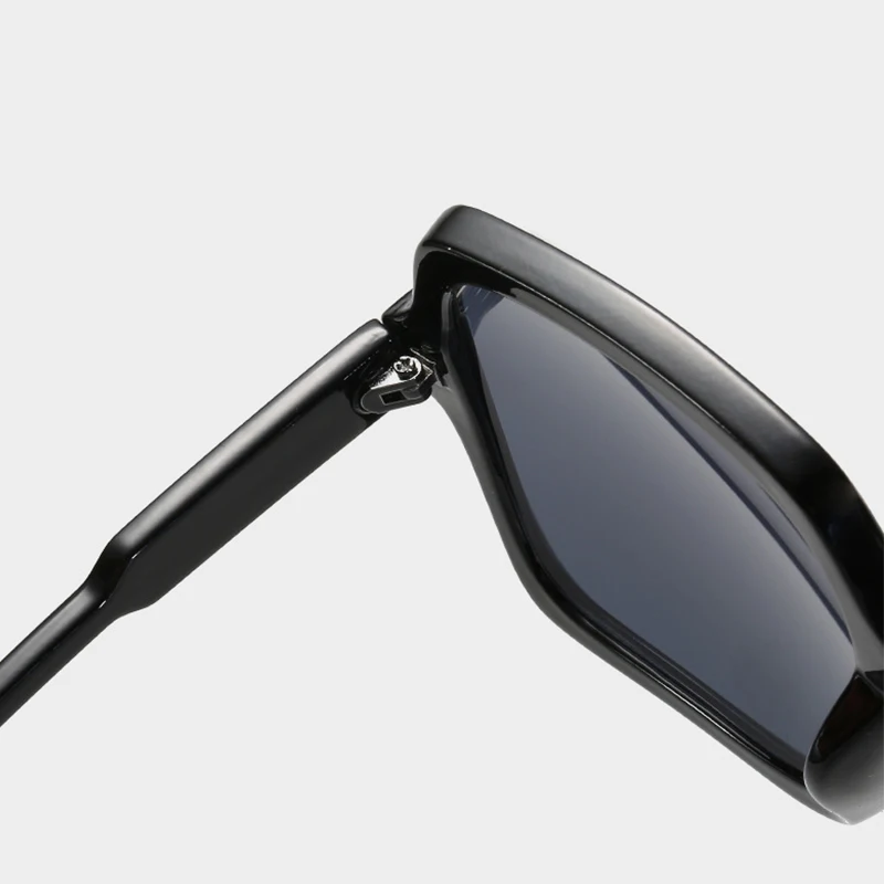 

New Fashion Trend Big Frame Sunglasses Women Champagne Retro Eyeglasses Ins Street Catwalk Glasses