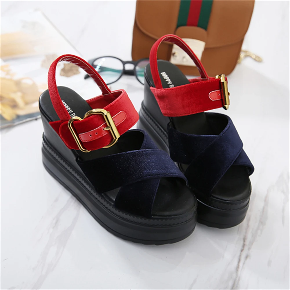 Новинка 2020 года женские белые босоножки на танкетке и высоком каблуке 11 см