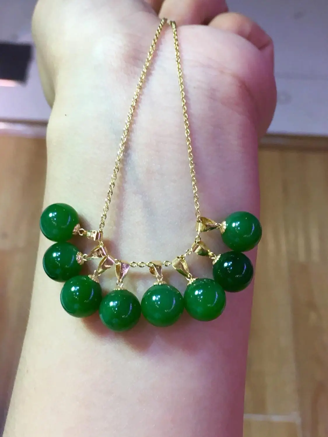 Натуральный нефрит яшма цепочка для ключицы кулон. Золото 18 К не выцветает. Очень