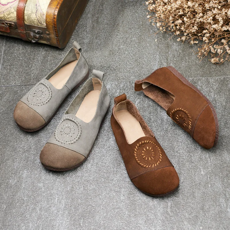 Женские кожаные лоферы мягкая обувь серого цвета весенняя женская на плоской