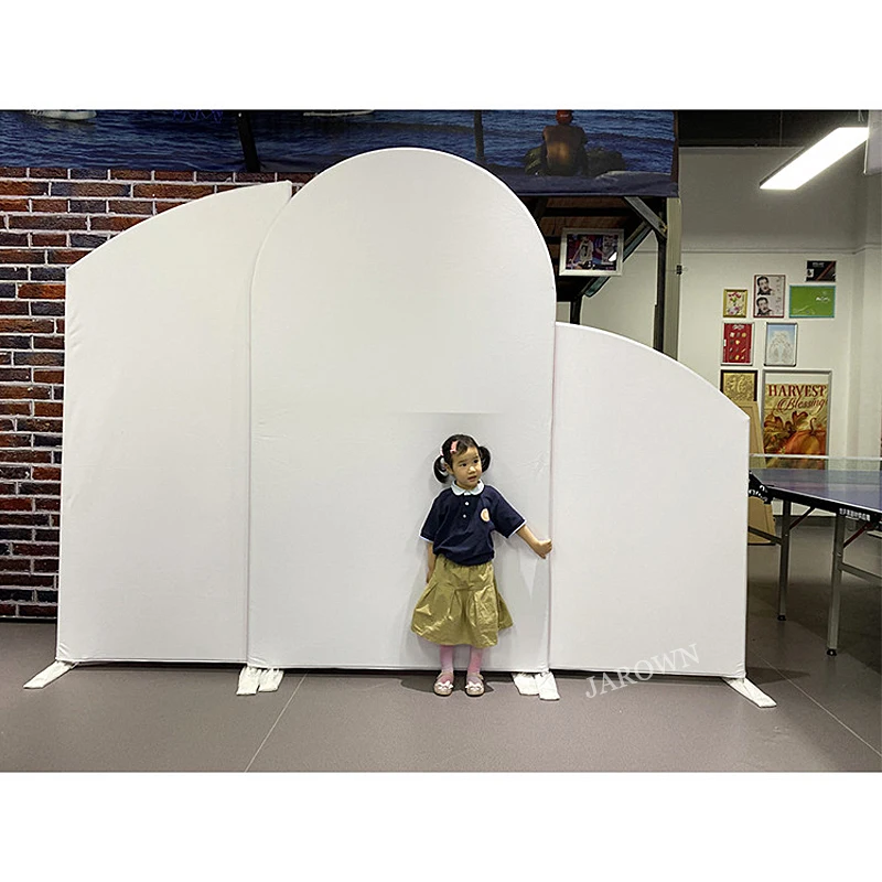 Рисунок 4 - Свадебный фон с изображением изогнутой арки