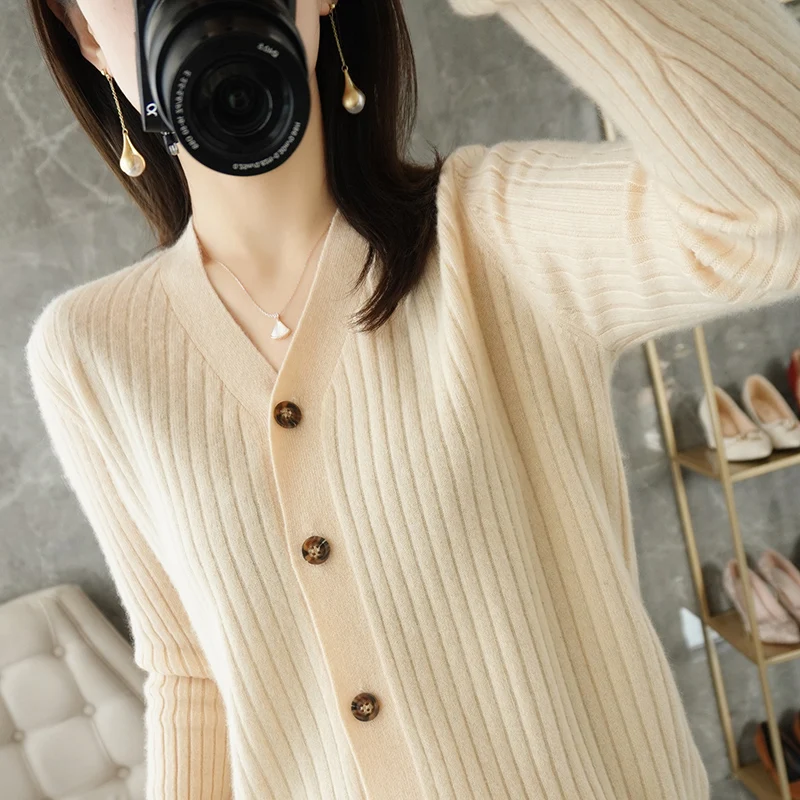 

2021 Spring and Autumn New Women's Cardigan Long Sleeve V-neck Knitwear Pure Color Slim Western-style Top All-match