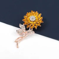 hot sale orange rhinestone flower brooch fashion beauty women gold zinc alloy crystal exquisite flower pins party gift friend