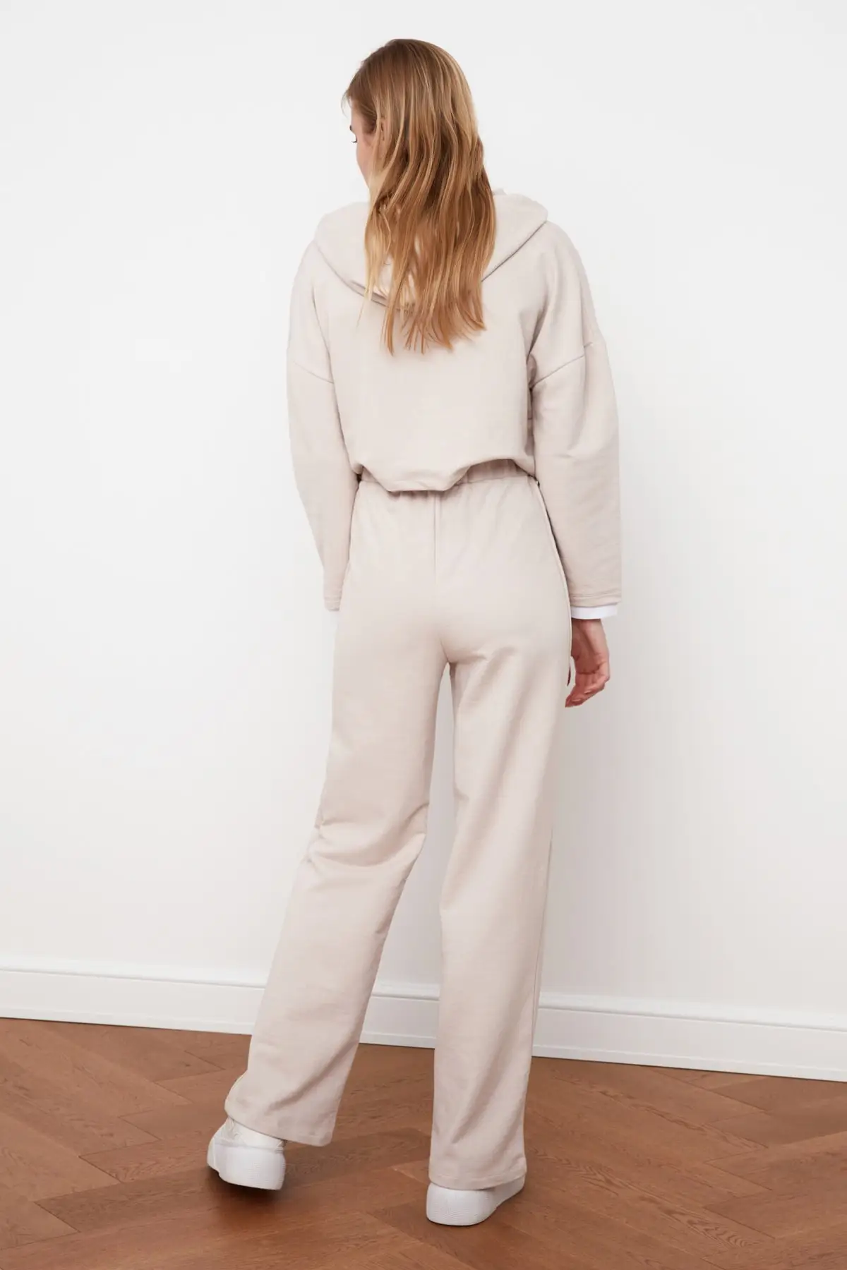 Трендовые трикотажные спортивные штаны TWOSS21EA0011