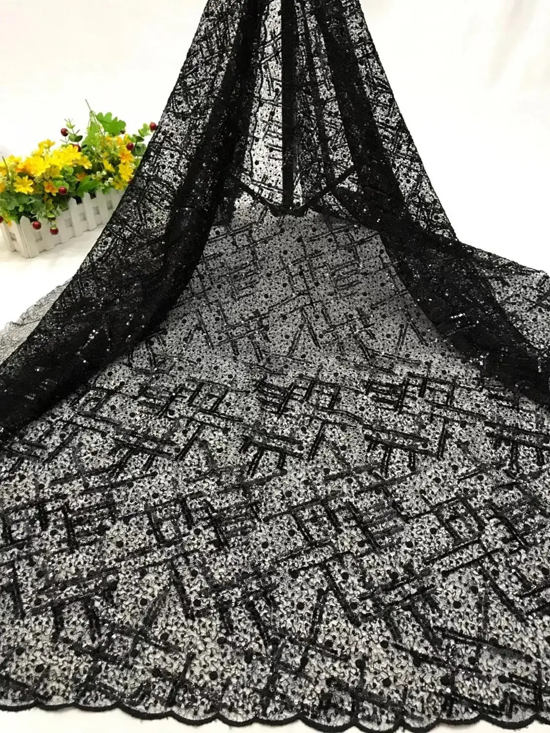 

Fashion sequin fabric 5 yards new French luxury lace Nigeria fabric wedding banquet performance DX-W174