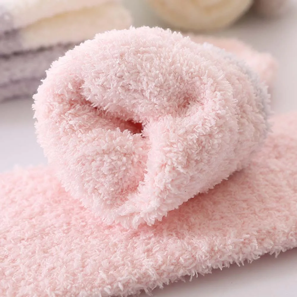 Женские зимние носки с милыми помпонами и вышивкой домашние носки-тапочки из