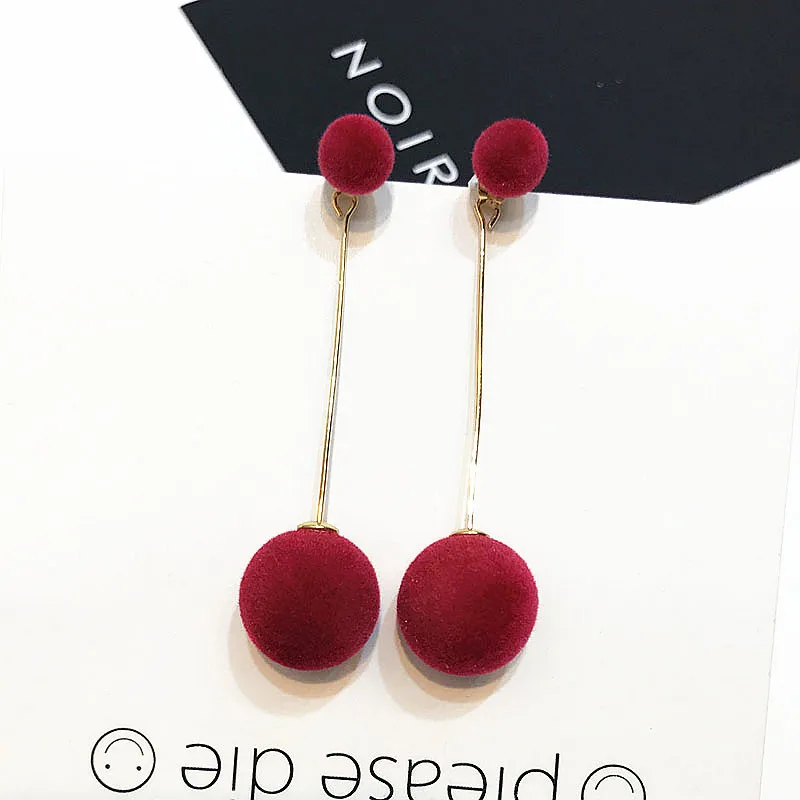 

2020 fashion girl jewelry Sweet simple plush ball long Pompom dangle earrings for women nice gift 4 wear method
