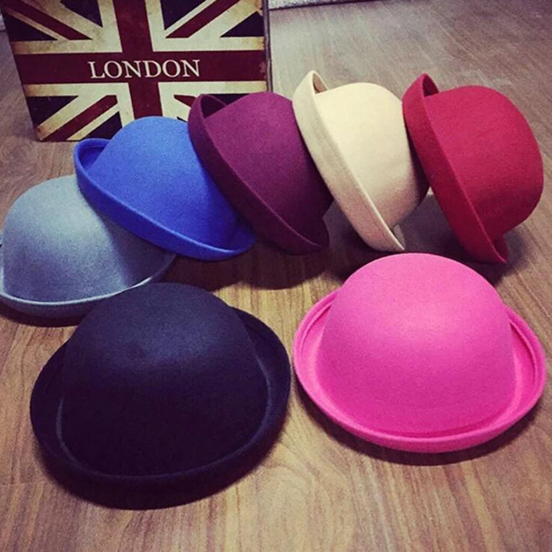 

Women Fedoras Vintage Elegant Hat Wool Boater Flat Top Hat Fedoras With Brim Ladies Autumn Winter Thicken Female Bowler Cap