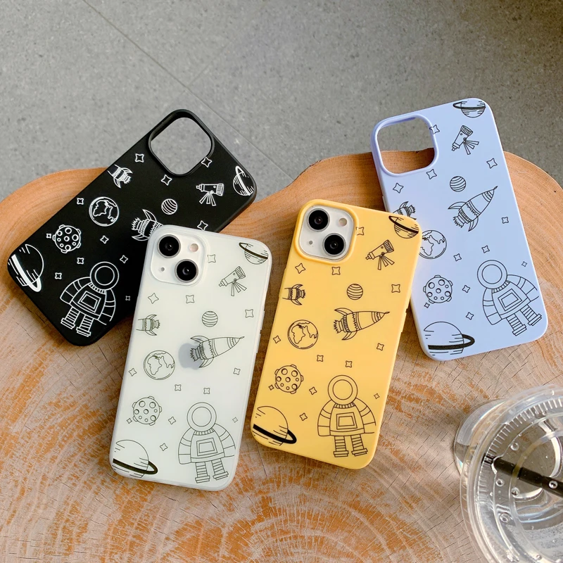 

Cartoon Simple Phone Case For iPhone 12 11 13 Pro Max X XR XS Max 7 8 Plus Soft TPU Cute Astronaut Planet Candy Color Back Cover