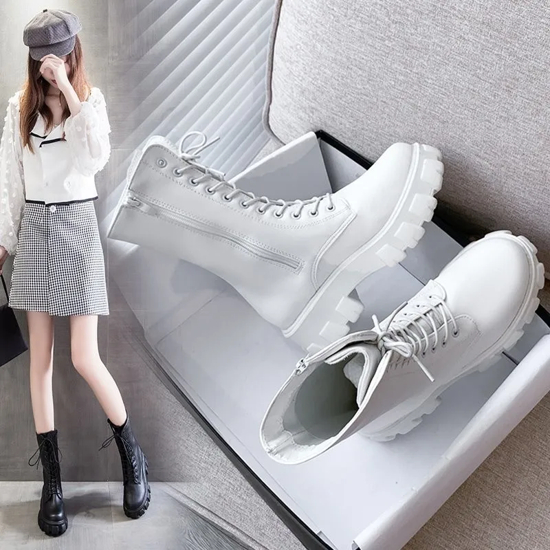 Женские белые ботинки осенние модные черные кожаные на платформе готические в