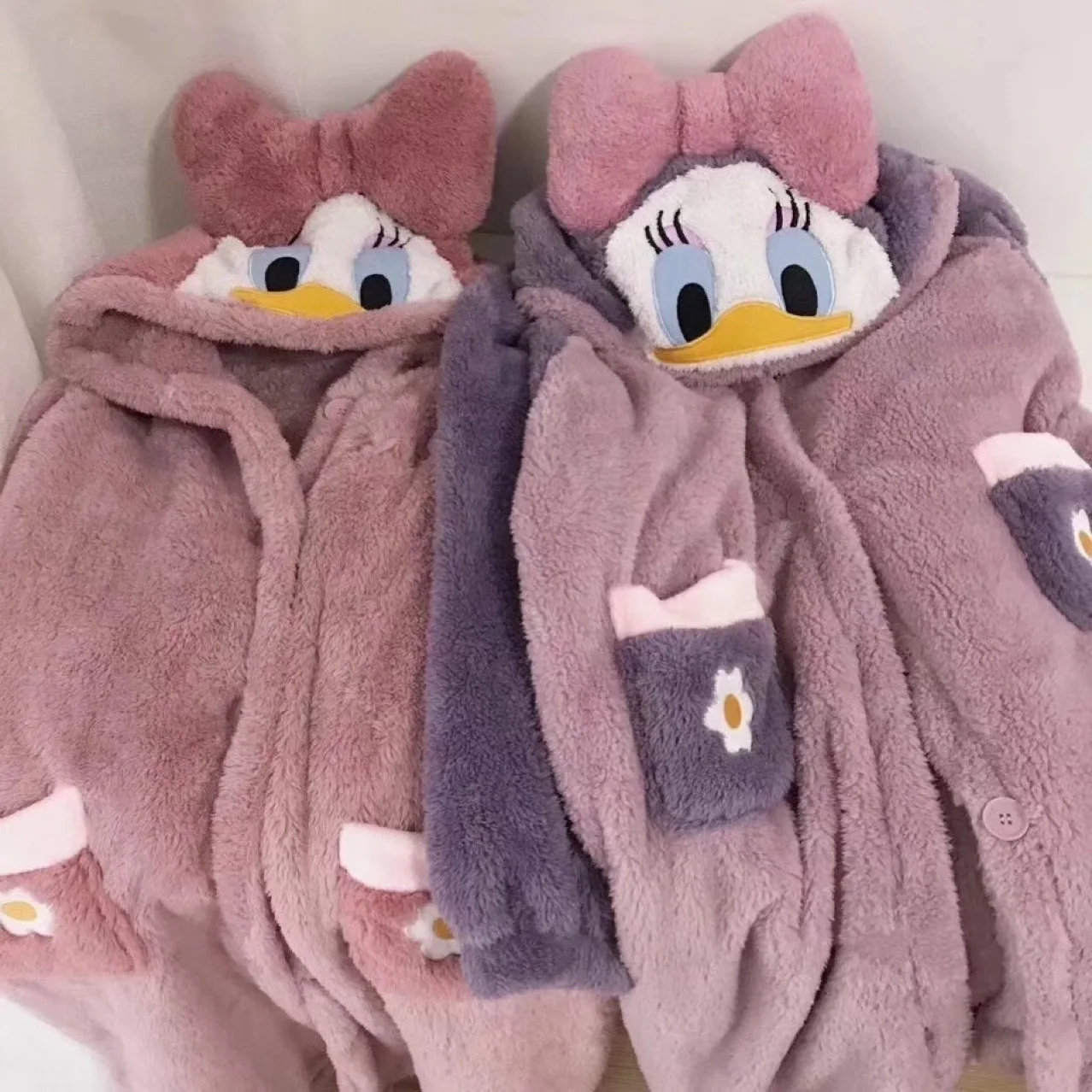 

Duck Daisy Nightgown Pajamas Women Fall/Winter Coral Fleece Pajamas Women Long Flannel Pajamas Women Winter Homewear