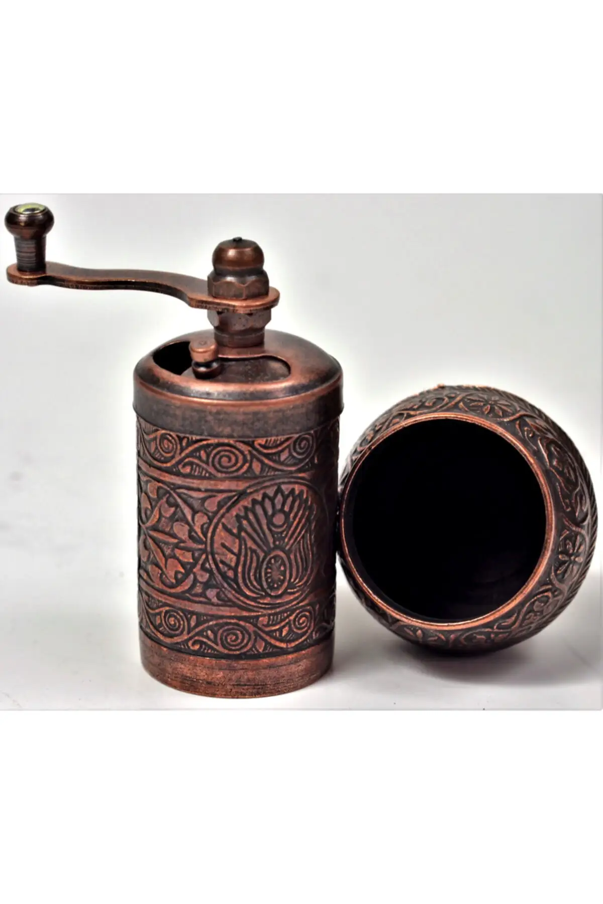 

Ottoman Crested Pepper and Spices Grinder Copper Color