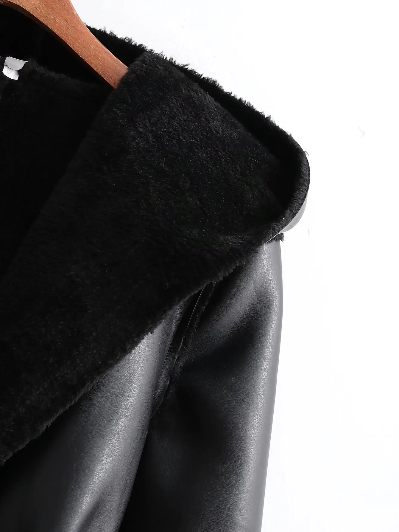 Повседневная Женская Шуба PUWD из искусственного меха с капюшоном Осень-зима 2021