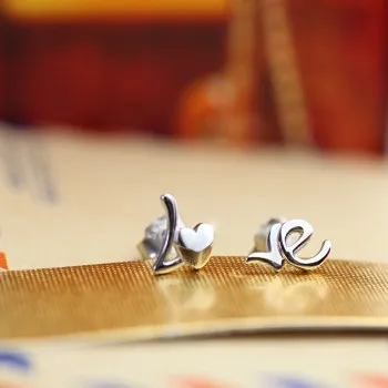 

Tremella Nail Korean LOVE Earrings Allergy Factory Wholesale E101 Ear Rings for Women Jewelry Wholesale