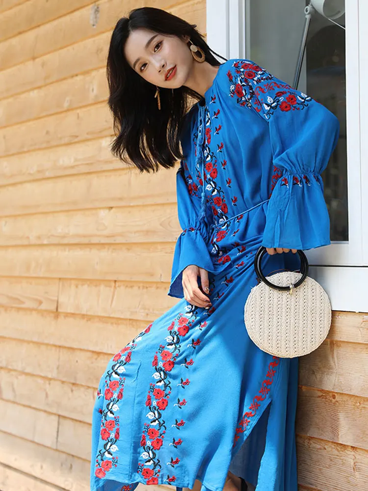 

Summer new nepalese tourist beach holiday dress retro ethnic rose embroidered dress Bohemian seaside dress