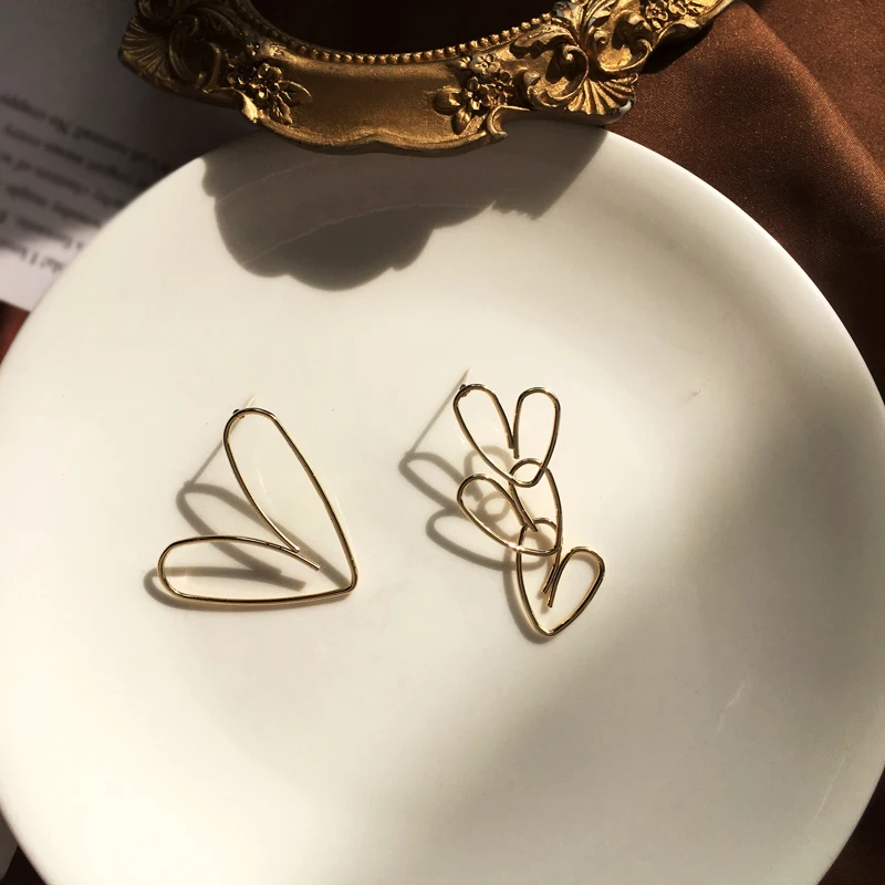 S925 needle New Asymmetrical Earrings Popular Design Metal Alloy Golden Plating Sweet Heart For Women Jewelry Gifts | Украшения и