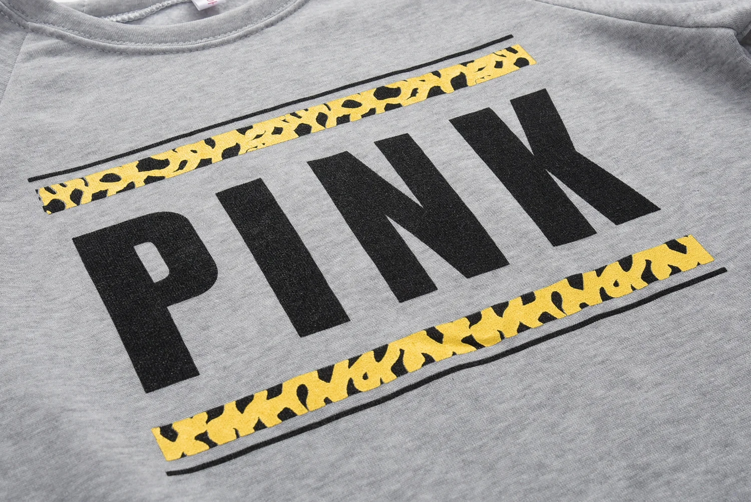 Розовый светильник с буквенным принтом 2020 новый дизайн модный хит продаж костюм