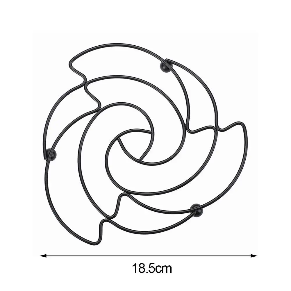 

Iron Placemat Pan Pot Mat Holder Stand Hot Round Placemats Cookware Mats Drink Coasters Kitchen Gadgets