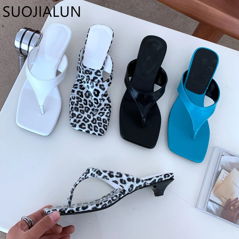 

SUOJIALUN 2021 Fashion Brand Women Slipper Ladies Square Toe Low Heel Casual Slides Summer Outdoor Beach Sandal Flip Flops Shoes