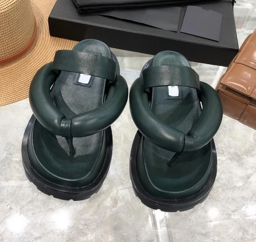 

Black thick-soled leather casual flip-flop sandals spring 2021 new all-match women
