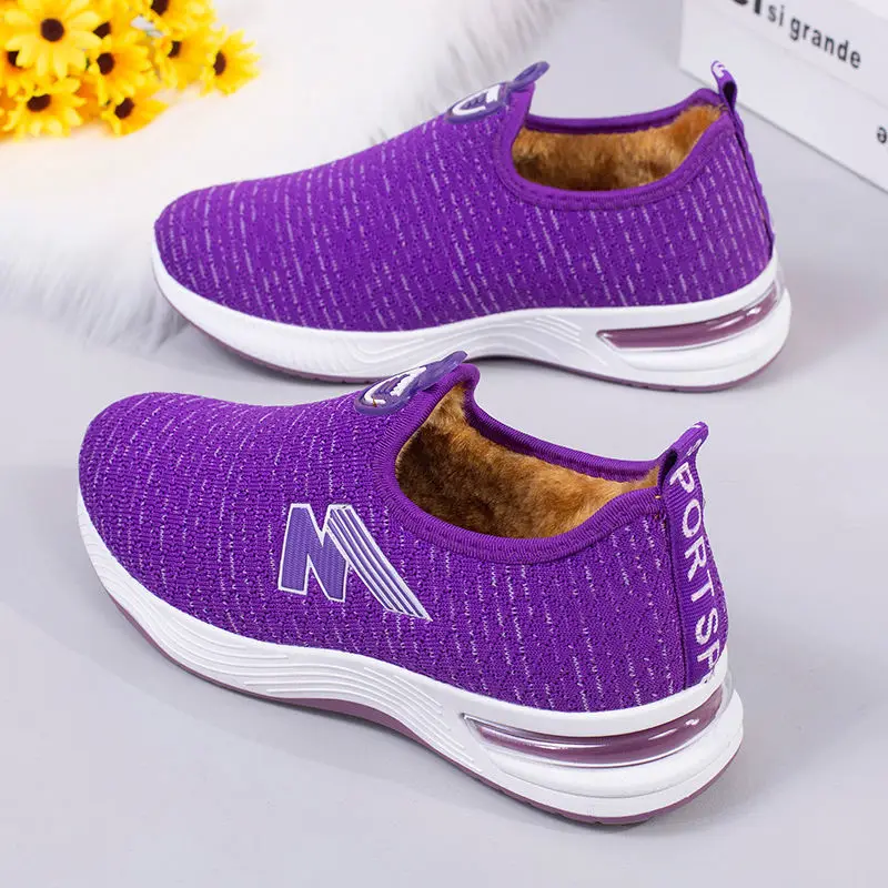 

2021 зимняя Традиционная Пекинская хлопковая обувь, женские флисовые утепленные кроссовки, теплая нескользящая обувь с хлопковой подкладкой...