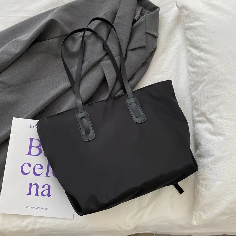 

Large capacity bag new niche design shopping bag bag shoulder bag