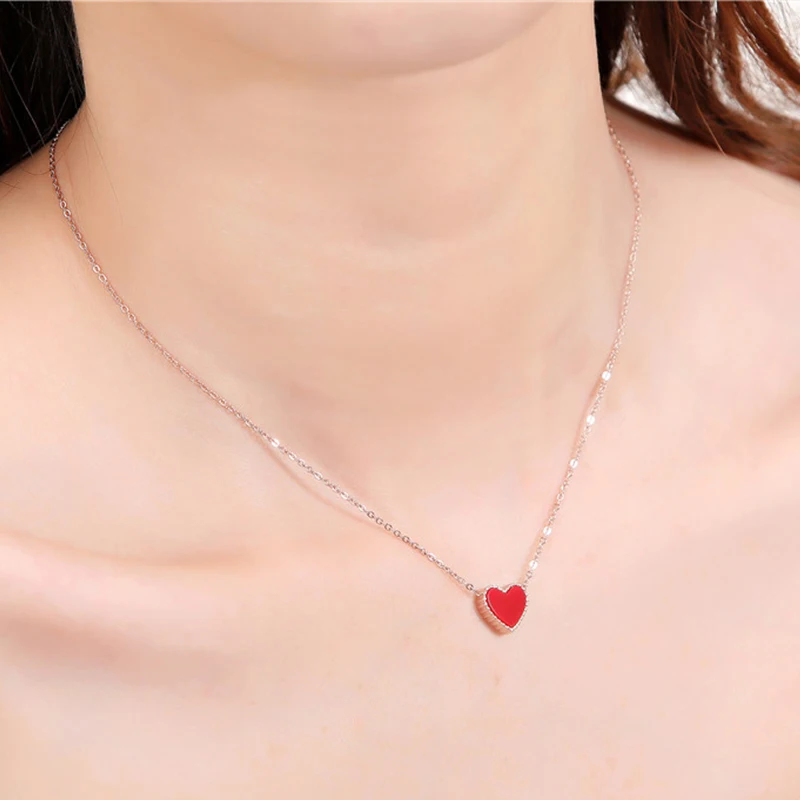 

Korea Fashion Lucky Clover Neck Chain Heart Pendant Necklaces for women Stainless Steel female jewelry Cheap Items free shipping
