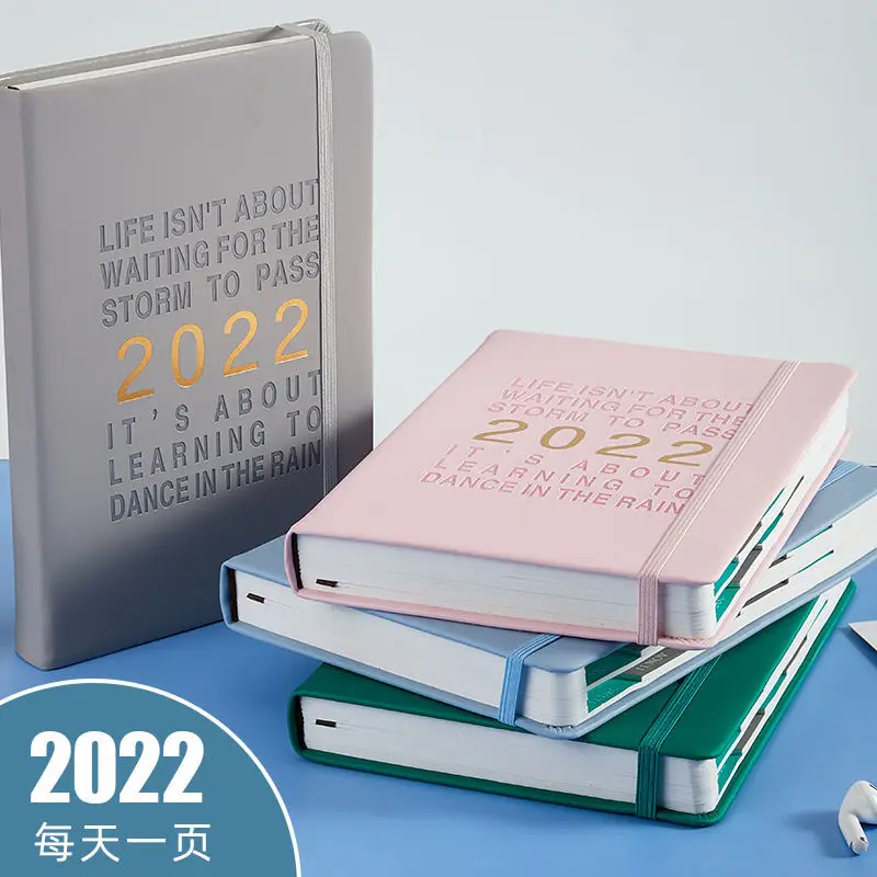 

Блокнот с диагональю 2022-12/2022 A5, 400 страниц
