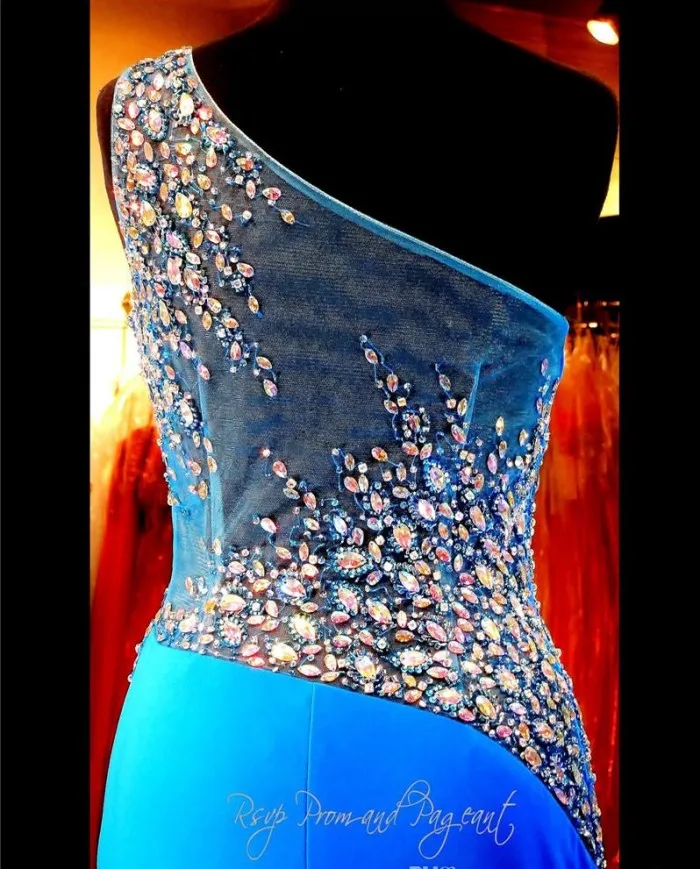 

Blue One Shoulder Formfitting Evening Party Gown See Through Hand Beading Crystal Prom Dresses Side Zipper Sexy Pageant Dress