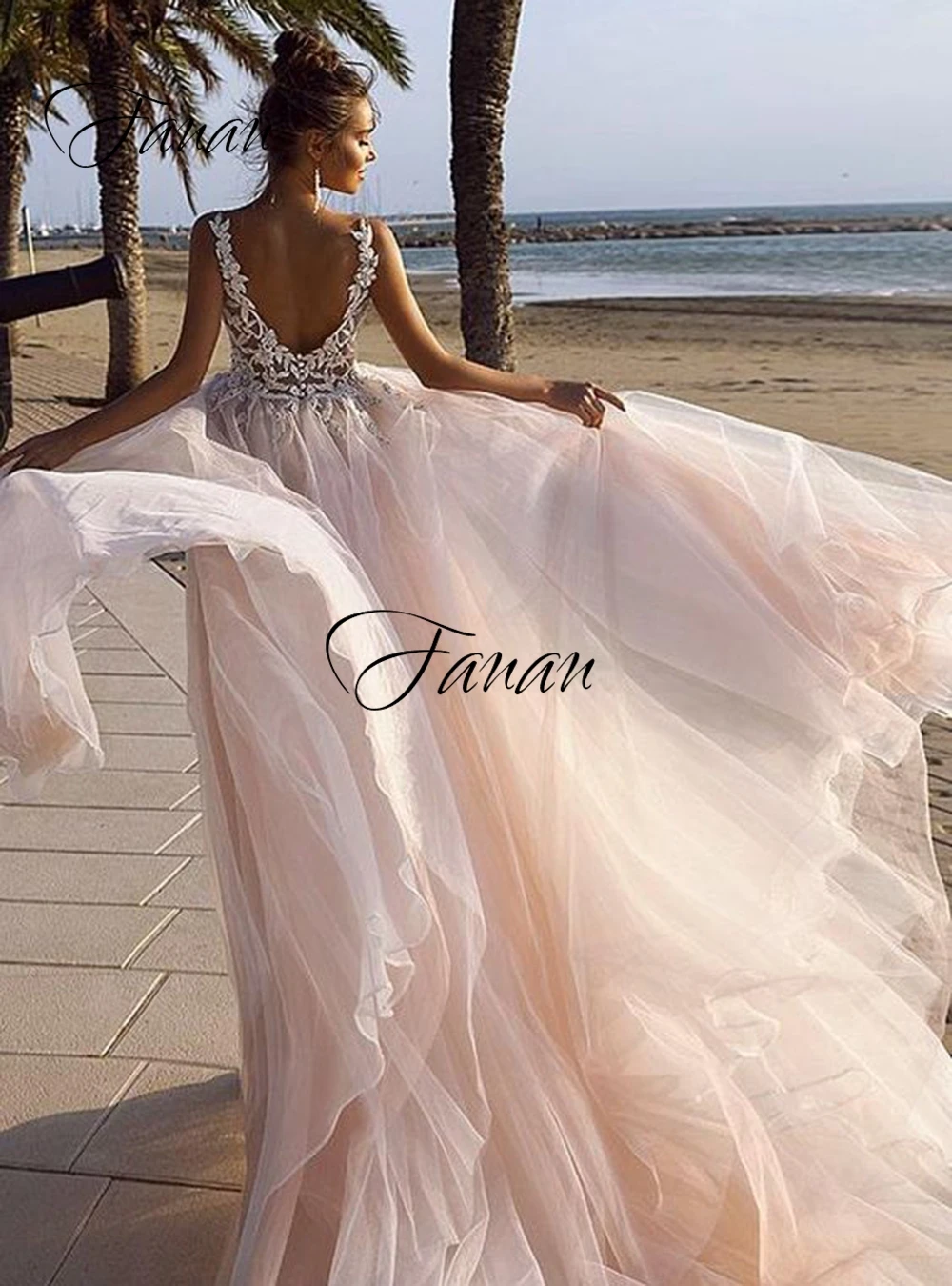 

Princess V-Neck Backless Wedding Dress Blush Pink Lace Appliques Spaghetti Straps Bridal Gowns robe de soire de mariage