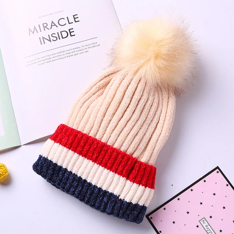 02 beige Новинка; зимние вязаные шапки Skullies Beanies из плотного искусственного меха с помпоном; женские теплые шапки в полоску; вязаная шапка с меховым помпоном - Цвет: 02 beige
