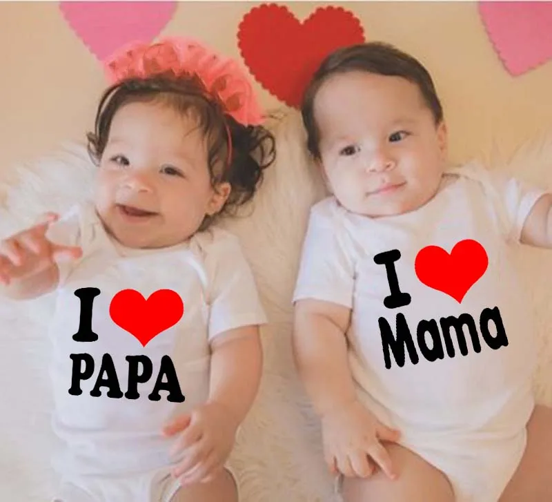 

Боди для новорожденных с надписью «I Love Mama I Love Papa»