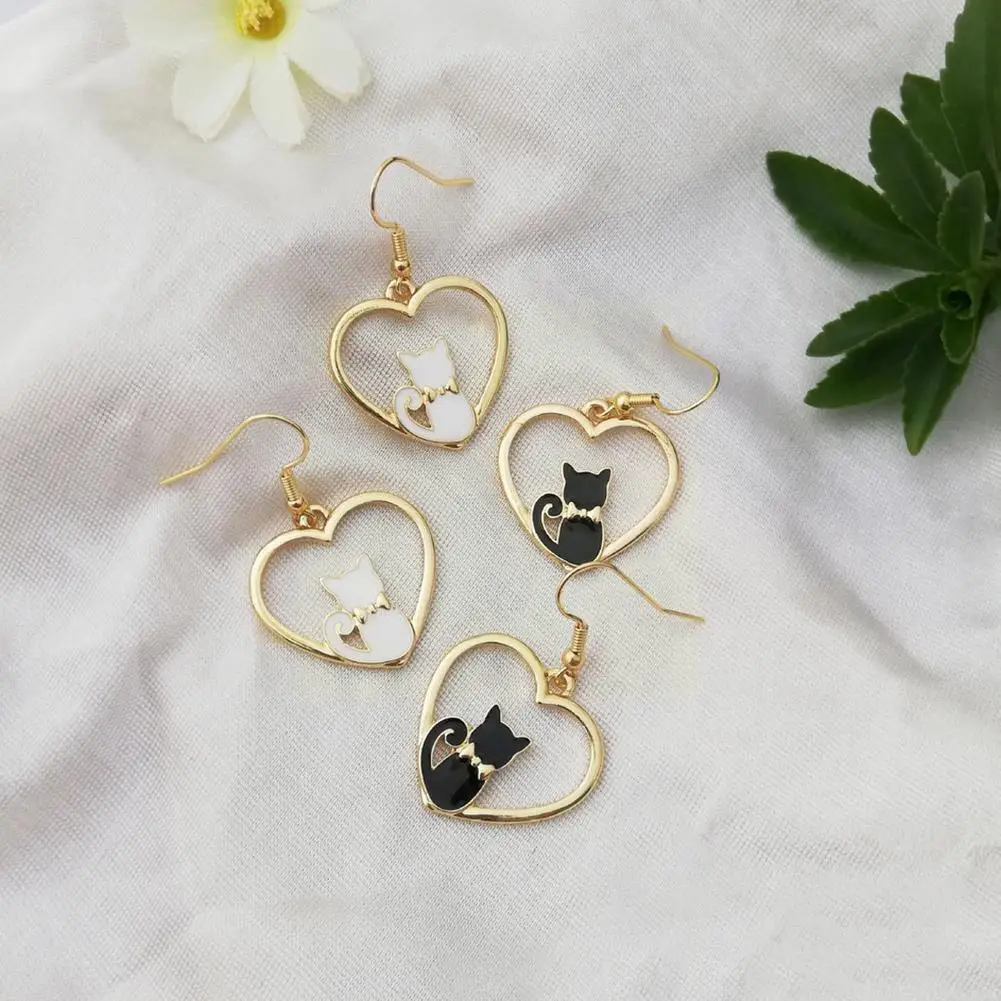 

Korean Style Flower Cute Animal Dangle Earring For Women Hollow Out Heart Shape Fish Bones Asymmetric Earring Party Jewelry E0c3