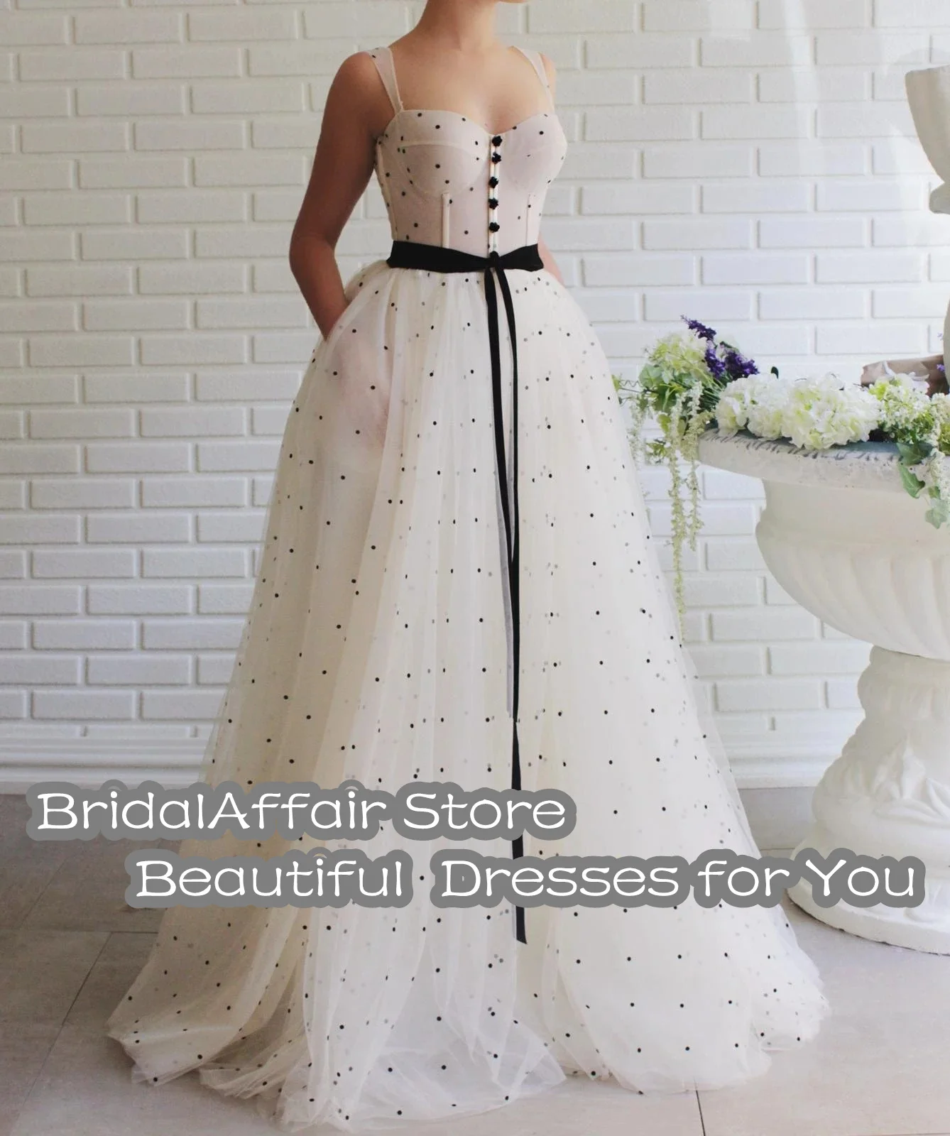 Элегантное кремовое Тюлевое платье BridalAffair с черными горошинами для выпускного