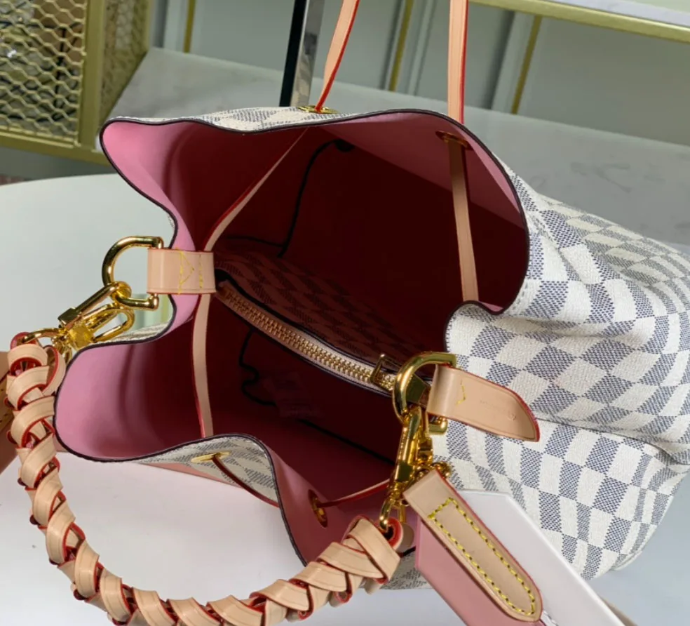 

2021 Genuine Leather Brand Single Shoulder Diagonal Span Lady Fashion Shopping Gift New Cute Girl Luxury Goods Classic Designer