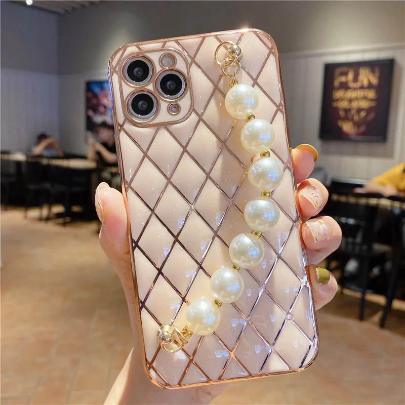 

Luxury Plating pearl bracelet Anti-fall soft case for iphone 12 Pro Max MiNi 11 pro max X XS XR 7 8 Plus SE 2020 Cover