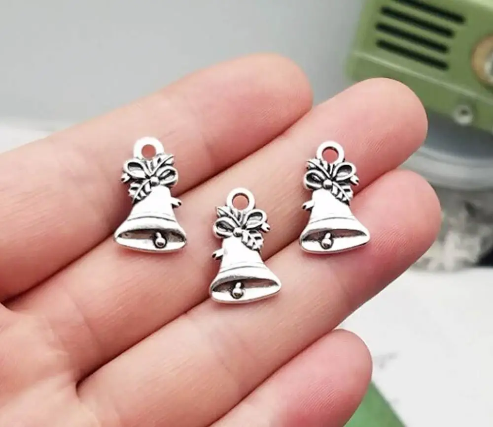 

25pcs/lot--18x11mm, Christmas Bell chams, Antique silver plated Christmas Bell charms,DIY supplies, Jewelry accessories