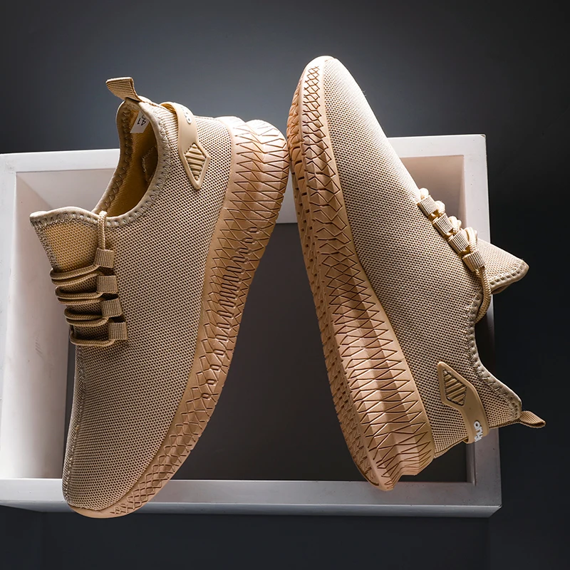 

Men's Running Shoes Light Breathable White Man Sneakers Comfortable Male Sport Shoes Soft Outdoor Jogging Shoes Plus Size 39-48