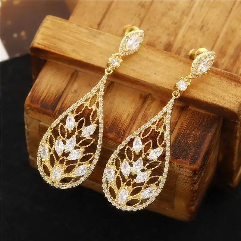 Женские серьги-подвески с фианитами уникальный дизайн E898 | Украшения и