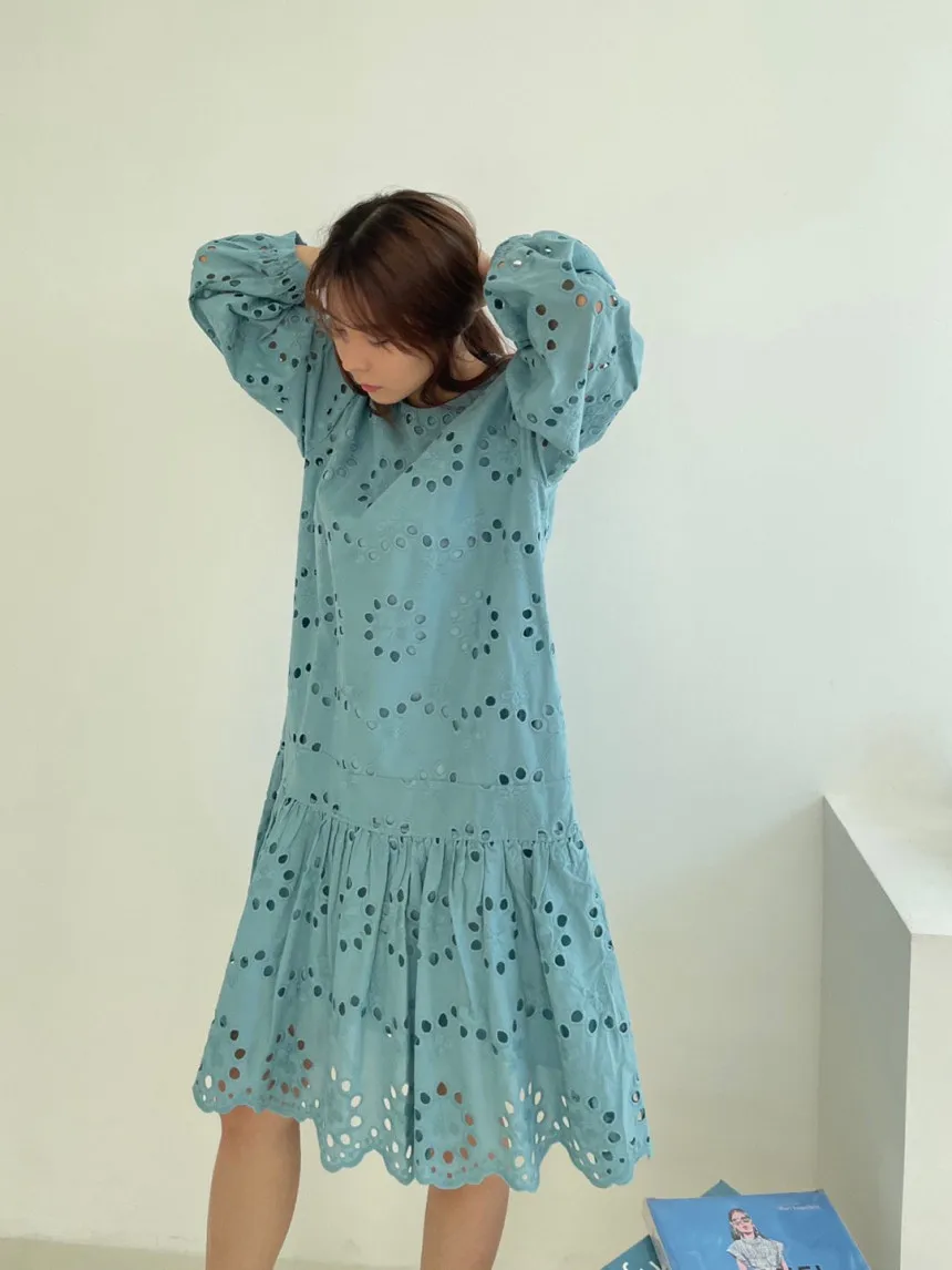 

Sexy Lace Hollow Out Design Green Dresss Women High Waist Hip A Line Slim Vestido O Neck Pullover Long Sleeve Robe Spring